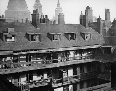The Oxford Arms, Warwick Lane by Alfred and John Bool